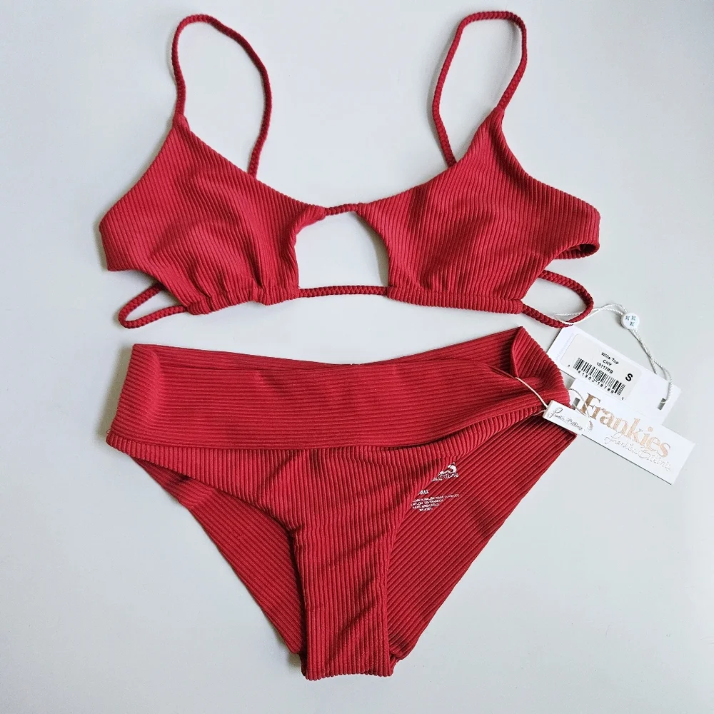 NWT Frankies Bikinis Set - Willa top, Gavin bottom - Cherry Red Small